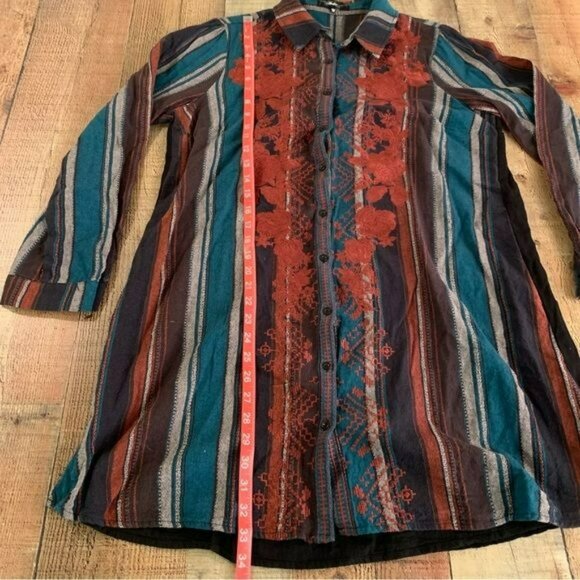 Andree by Unit floral print multi striped button up women’s size medium - Picture 3 of 7